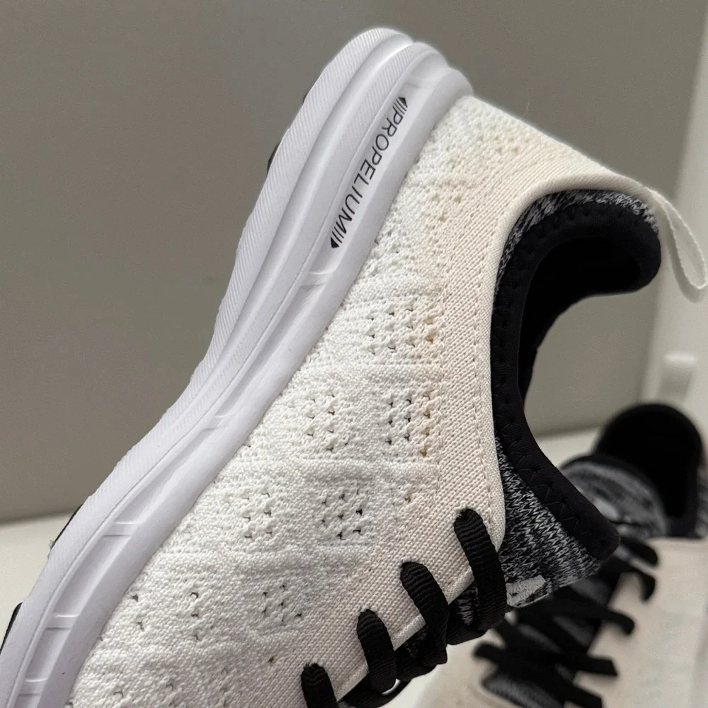 APL Off-White and Black Athletic Shoes - Picture 5 of 8
